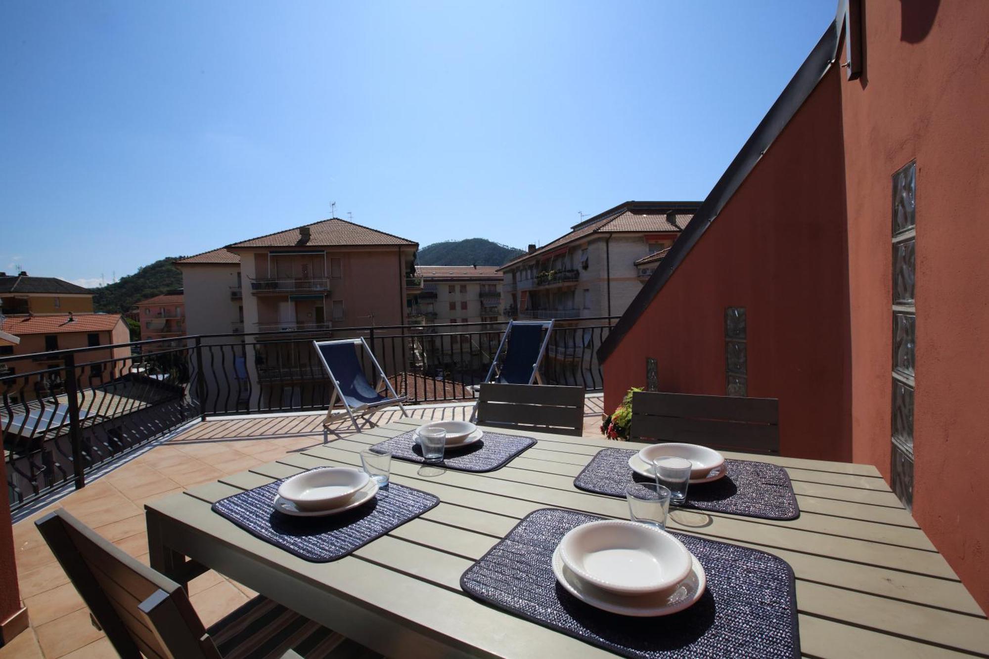 La Casa Al Mare Apartment Сестри Леванте Екстериор снимка